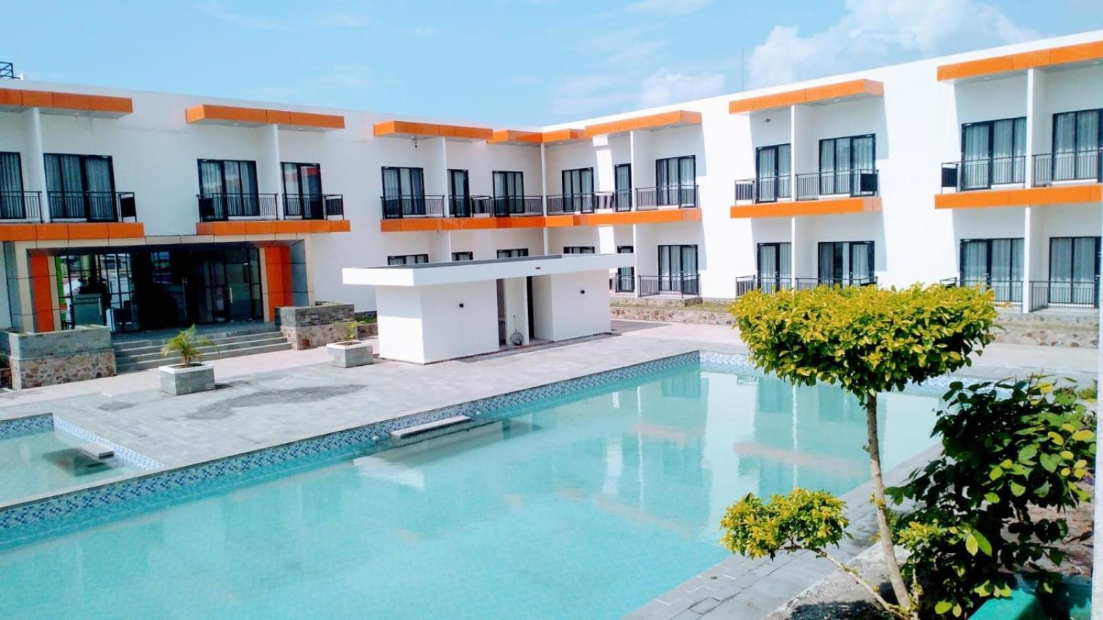 Graha Serasan Seandanan Hotel Banding Agung Ngoại thất bức ảnh